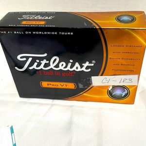 Titleist # 1Ball in golf pro V1